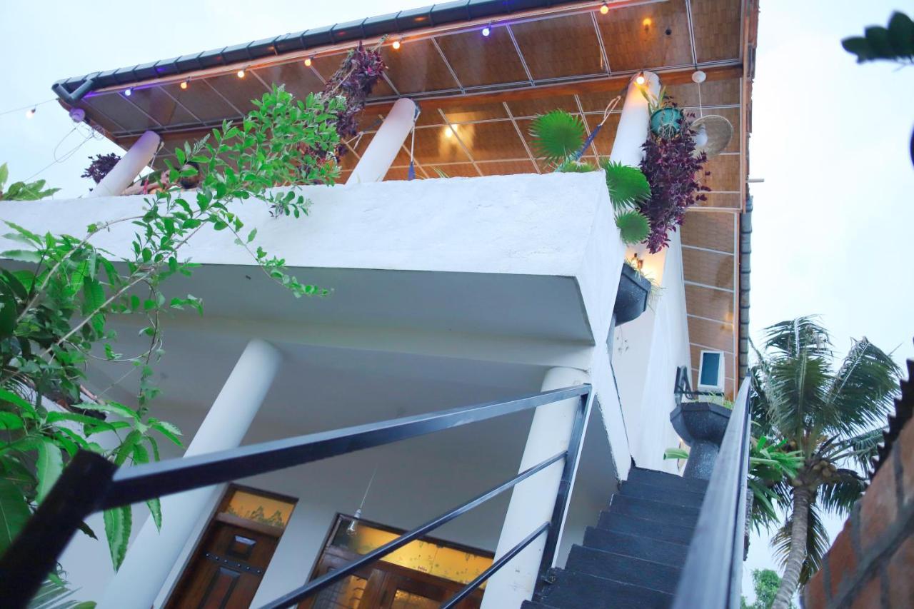 Ruwan Jungle Homestay Мириса Екстериор снимка