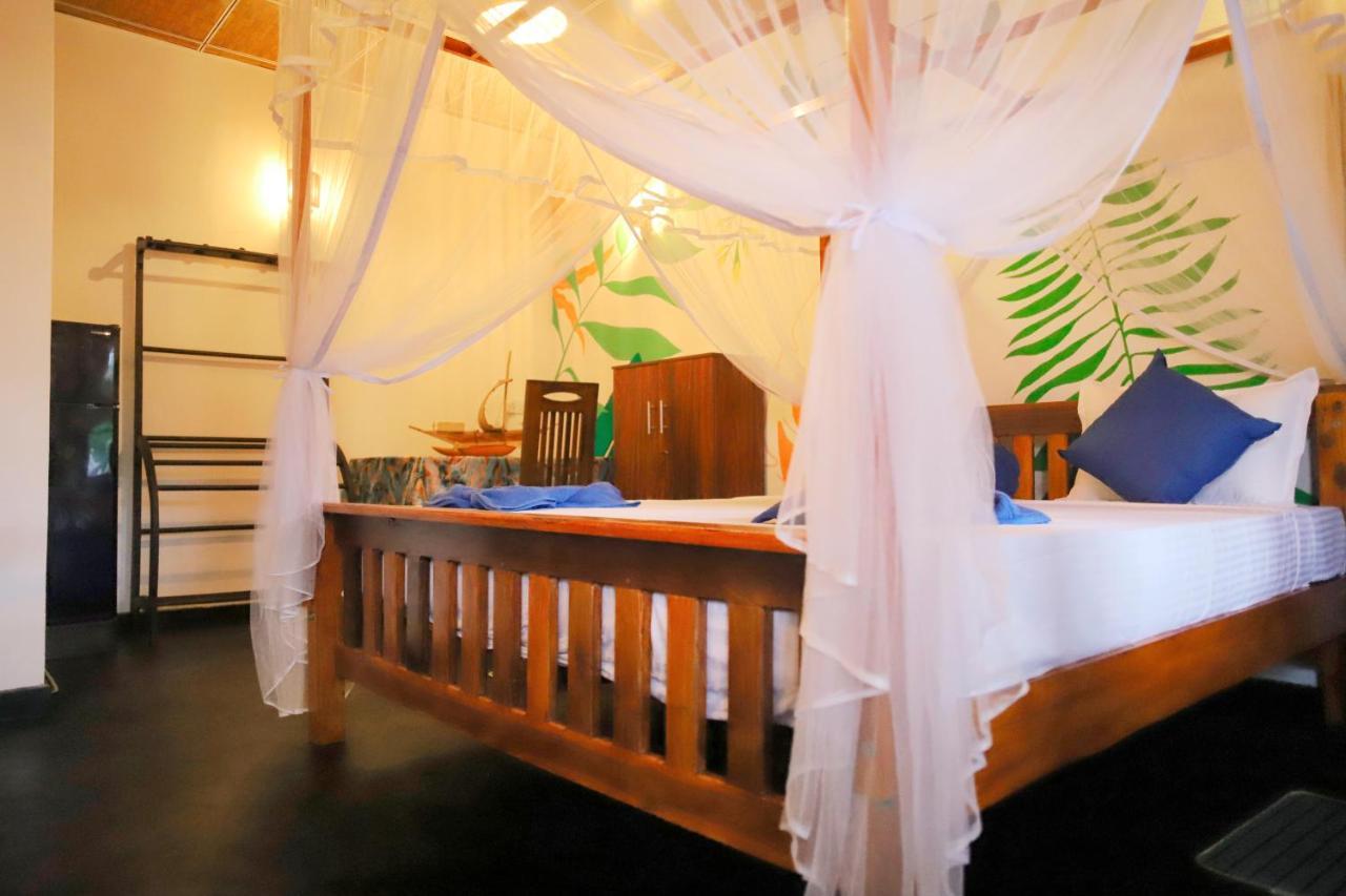 Ruwan Jungle Homestay Мириса Екстериор снимка
