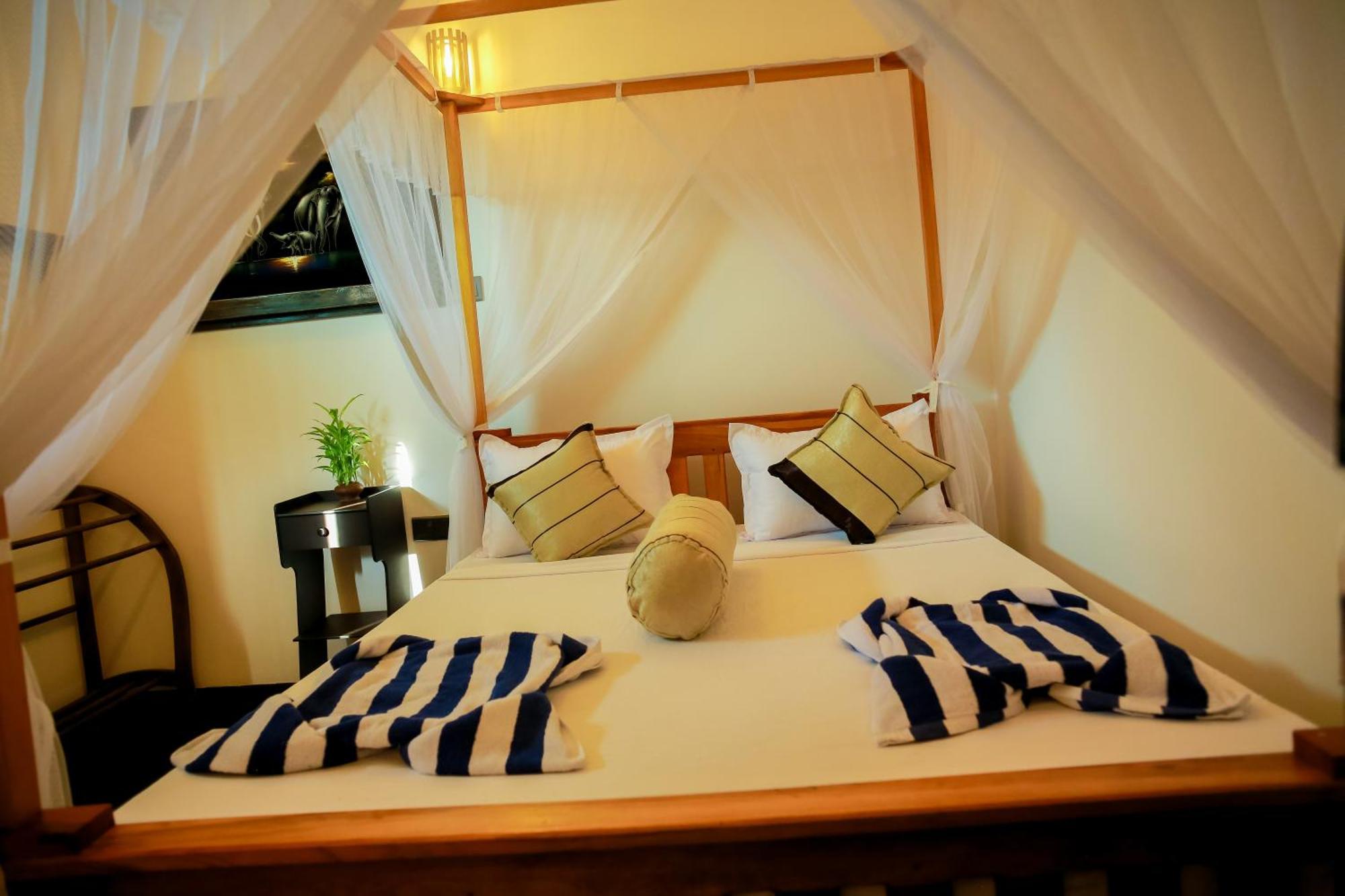 Ruwan Jungle Homestay Мириса Екстериор снимка